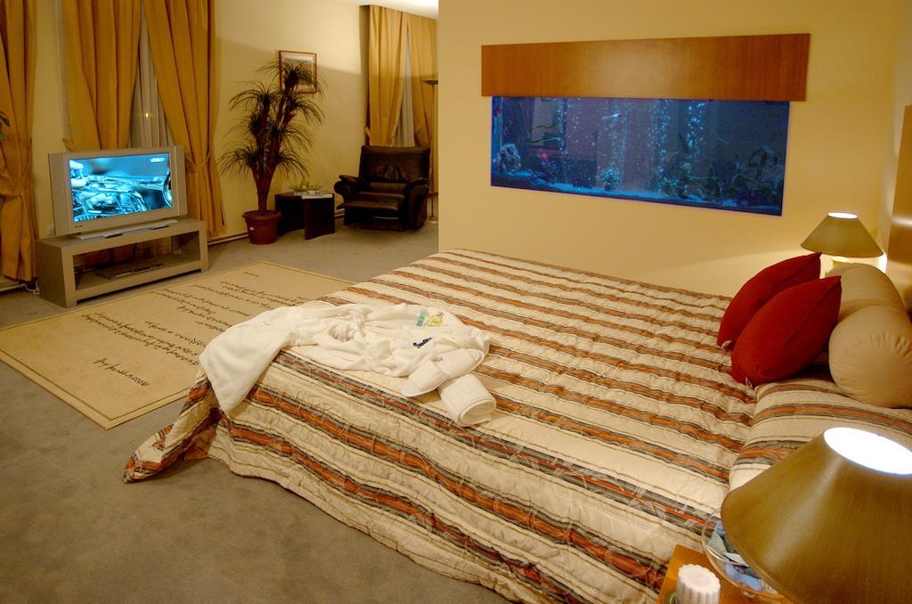 Hotel Tcc Plaza Skopje Pokój zdjęcie