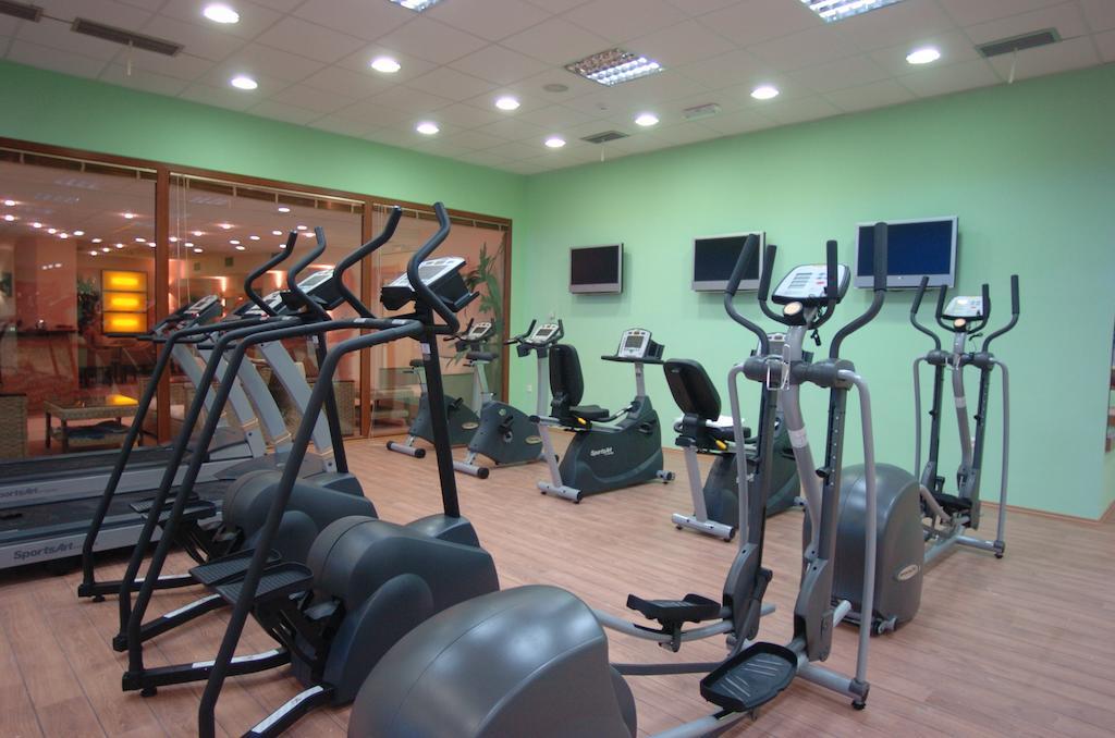 Hotel Tcc Plaza Skopje Zewnętrze zdjęcie